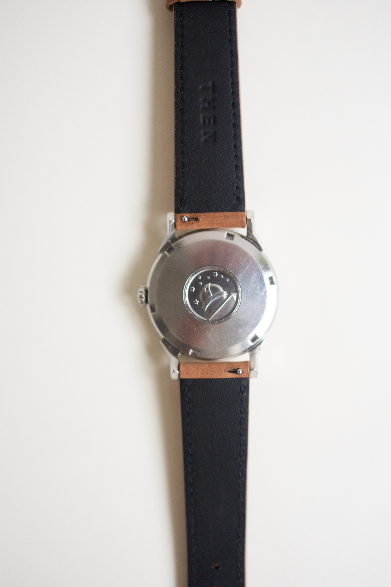 Omega Constellation Pie Pan — photograph 3